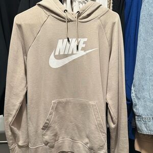 cream tan nike hoodie women’s medium sweatshirt